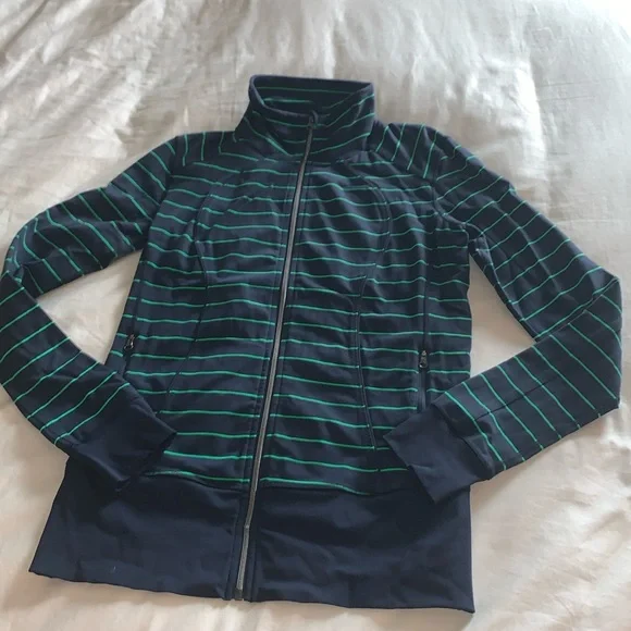 lululemon athletica Striped Jacket - Navy and Teal - Picture 4 of 8